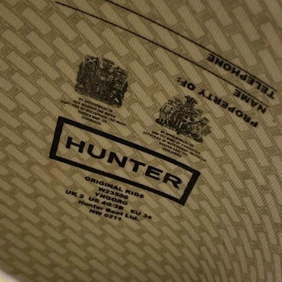 Hunter Boys/Girls Youth Classic Tall Yellow Boots | Sizes 3(Boy) 4(Girl) - Picture 10 of 14